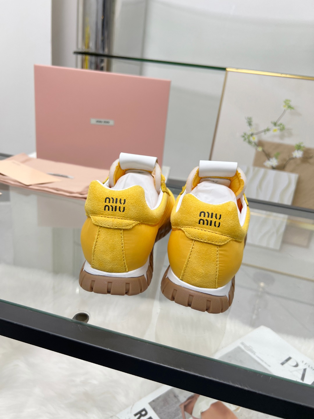 Women's high heels